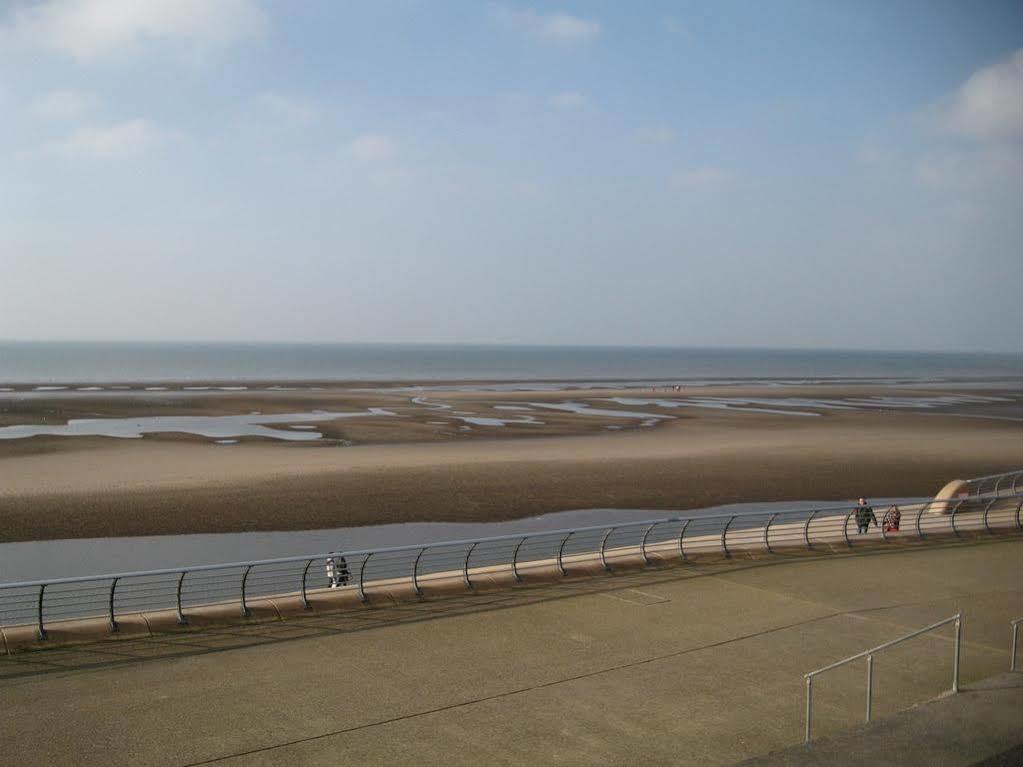 Deneside Guest House Blackpool Exterior foto